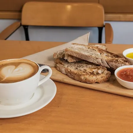 Ξενοδοχείο Silva *